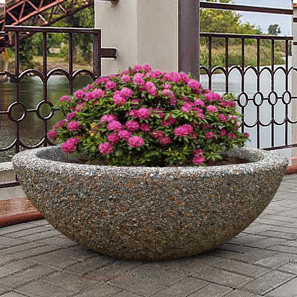 Садовые формы из бетона: декоративные урны и вазоны для цветов