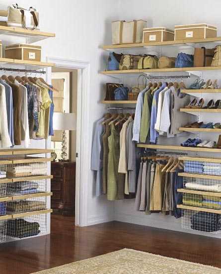 Плюсы и минусы 4 популярных разновидностей гардеробных систем