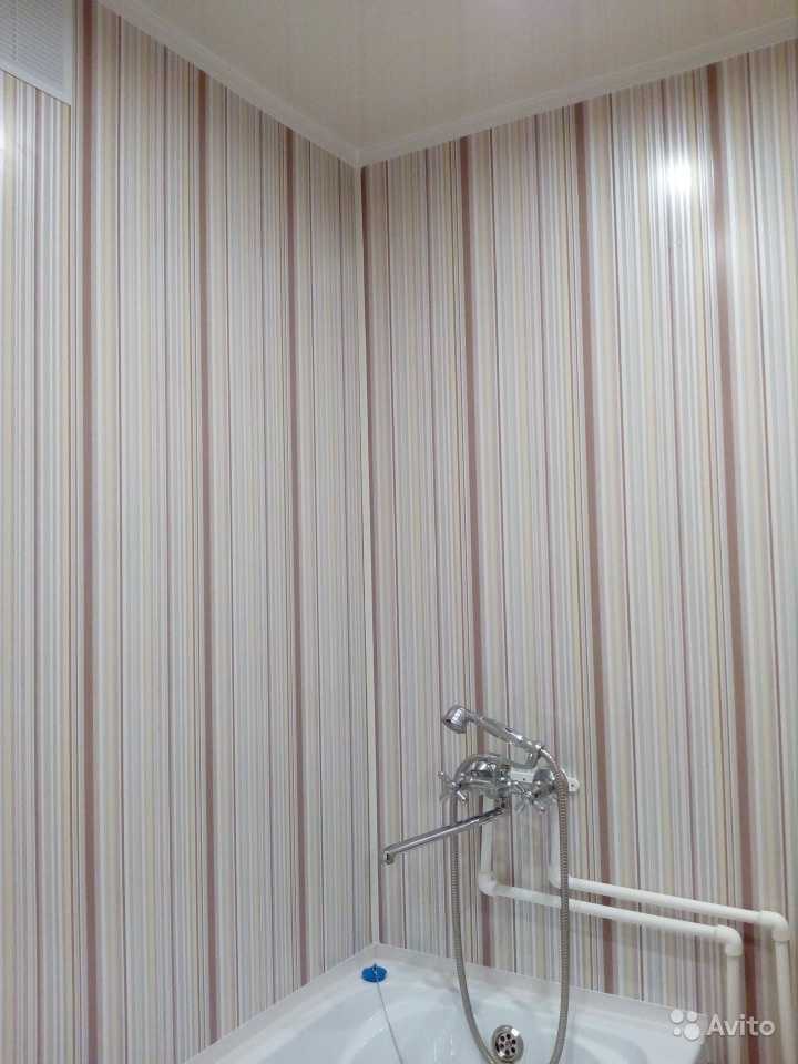 Панели для отделки ванной комнаты под плитку: виды и особенности применения