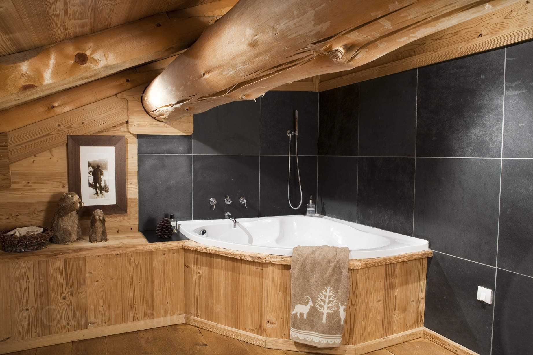 Особенности при планировки ванной комнаты в деревянном доме