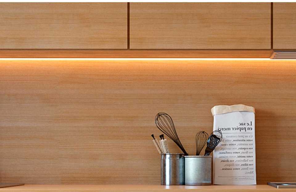 Как сделать подсветку для кухни под шкафчики своими руками: полезные советы