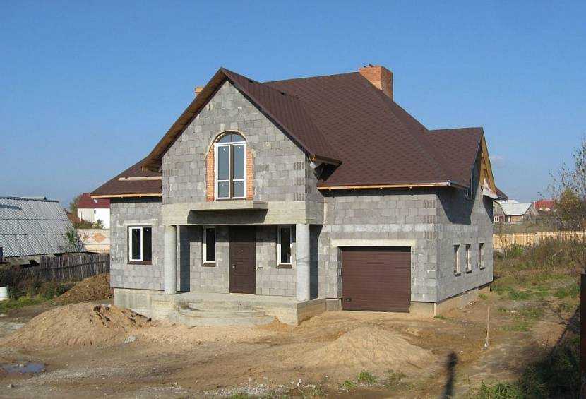 Дома из керамзитобетонных блоков: особенности строительства, плюсы и минусы