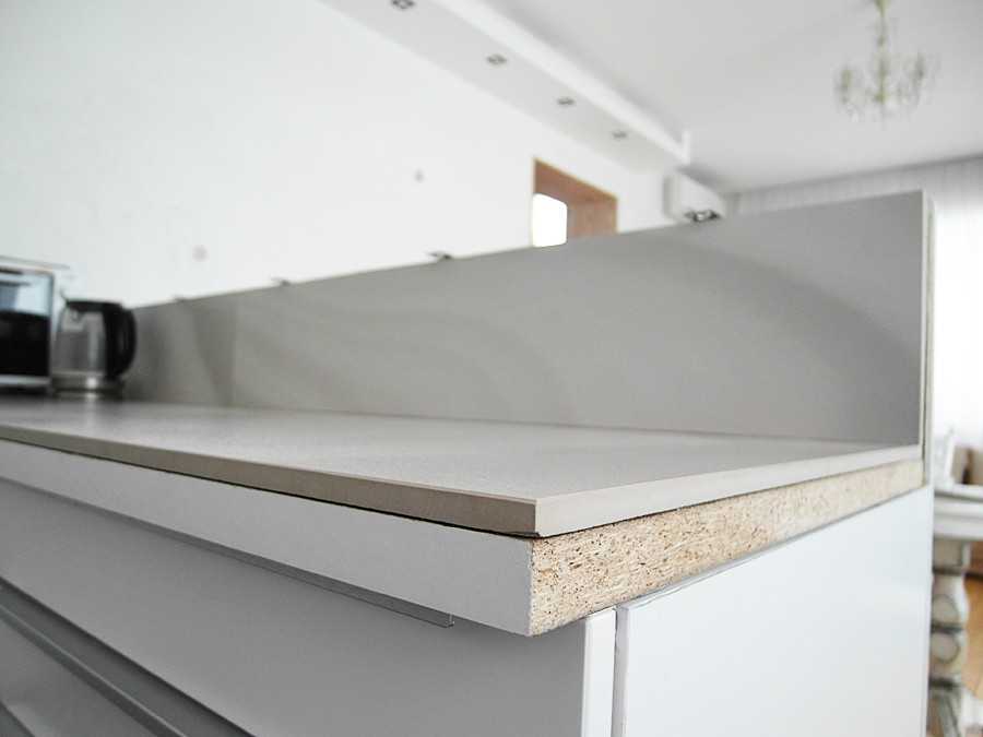Столешница для кухни своими руками: как обновить столешницу с помощью плитки? особенности кухонных столешниц из дерева. как сделать бетонную модель?