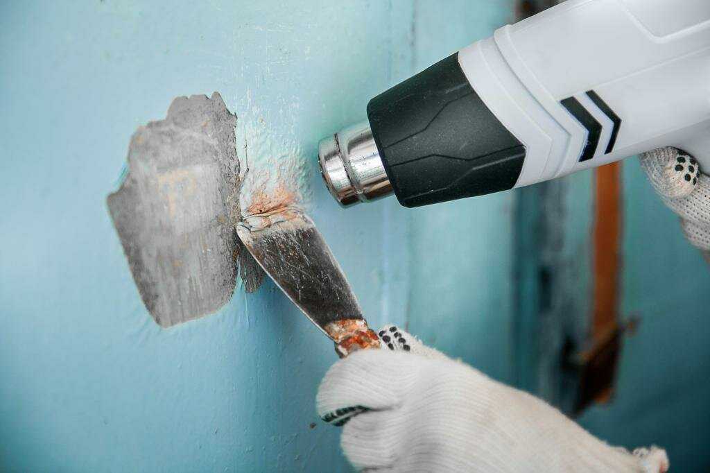 Как вывести запах и удалить краску со стен и потолка и