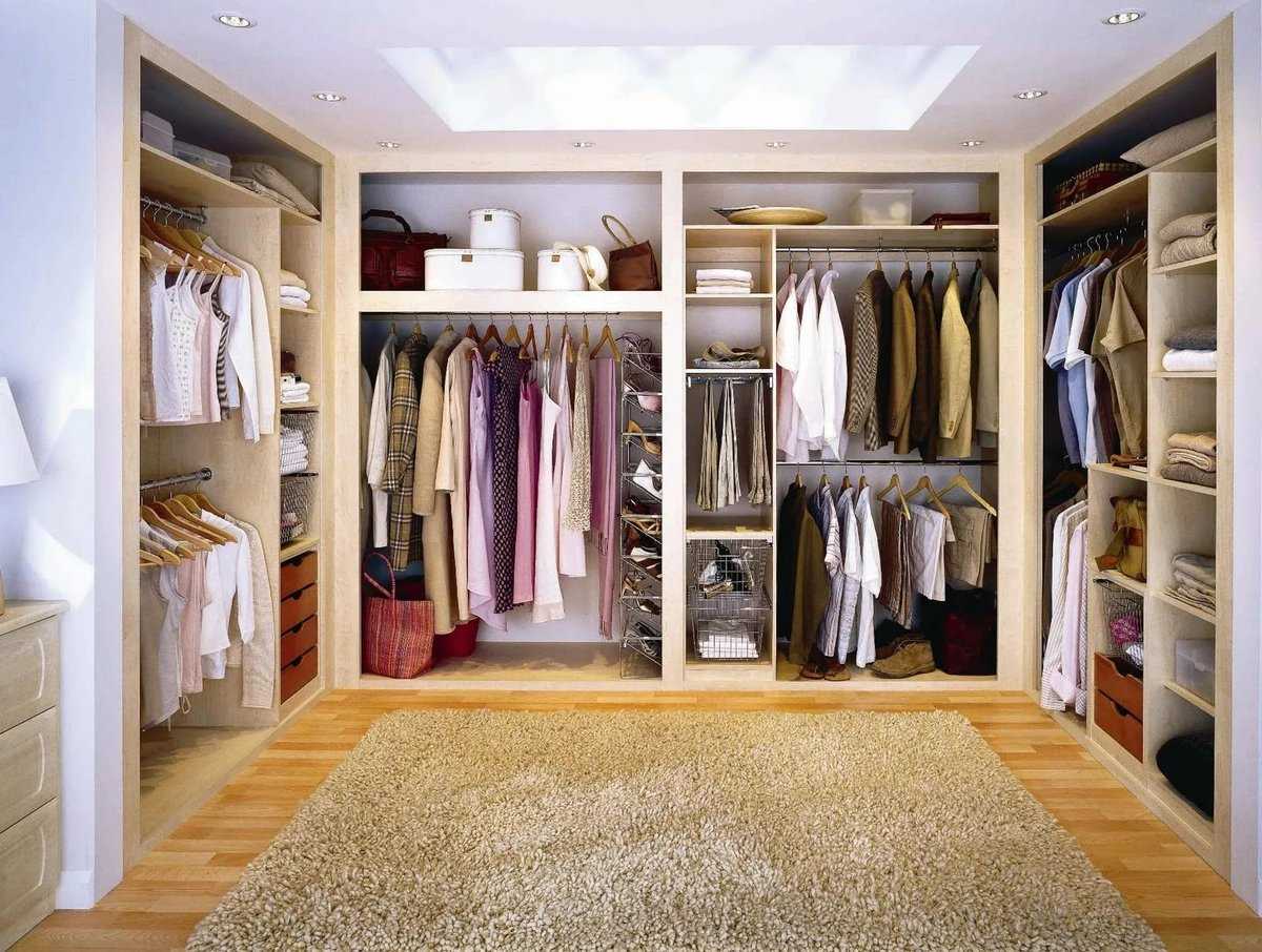 75 современных идей дизайна гардеробной комнаты с фото