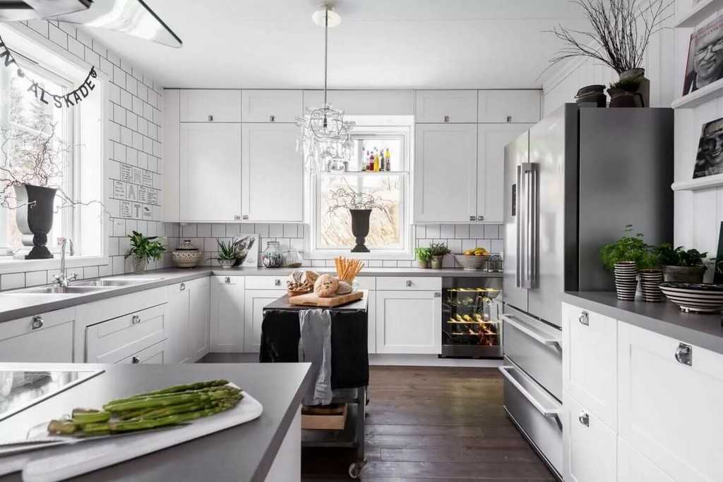 Белая кухня в интерьере: 75 фото, преимущества дизайна