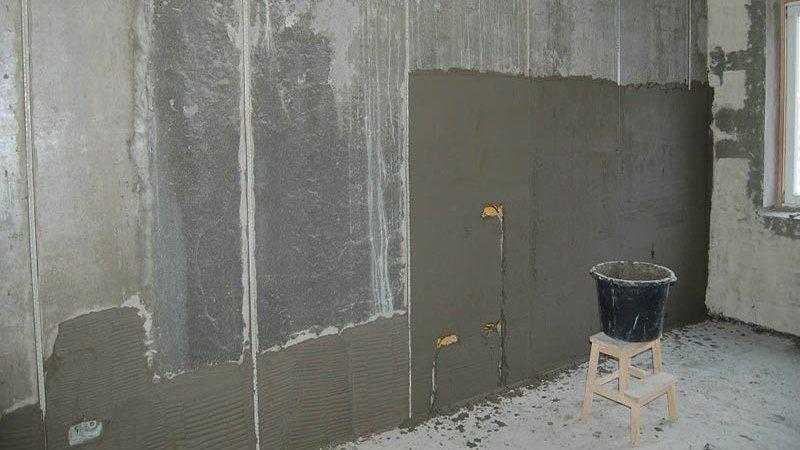 Что сначала стяжка пола или штукатурка стен? - бетонирование и стяжка от а до я