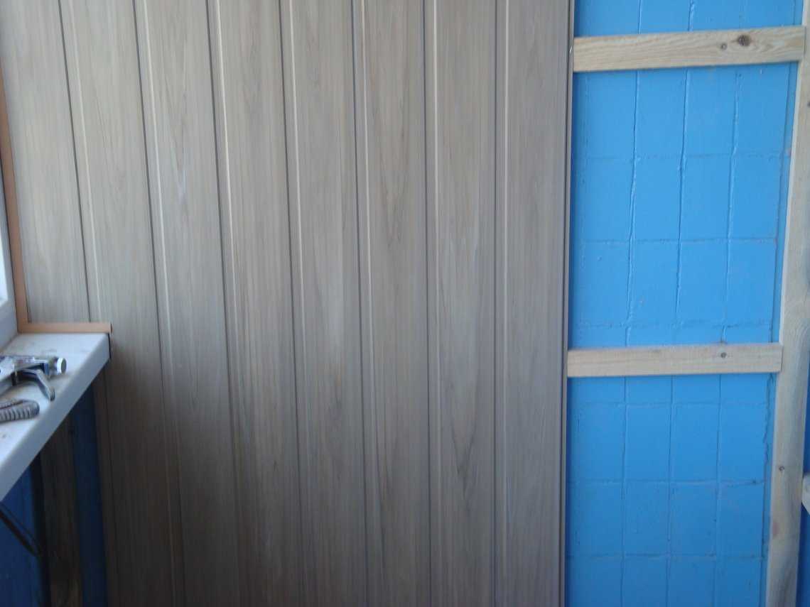 Отделка стен пластиковыми панелями: что нужно для отделки стен
