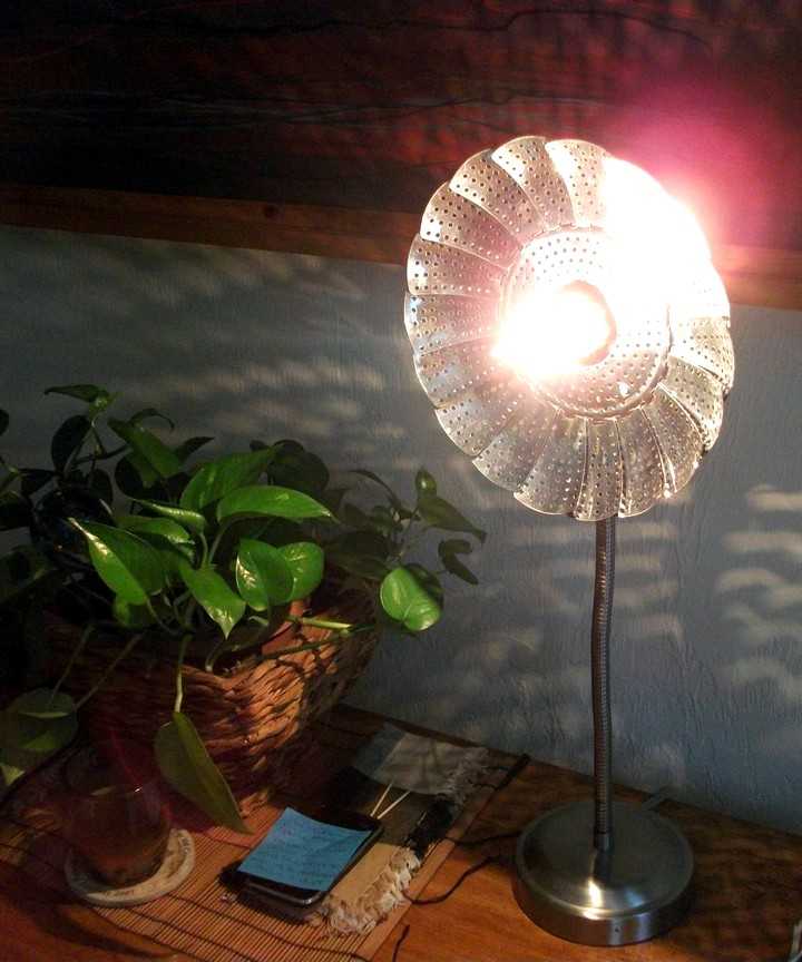 Лампа своими руками: 125 фото простых, стильных дизайнерских идей и советы по их реализации