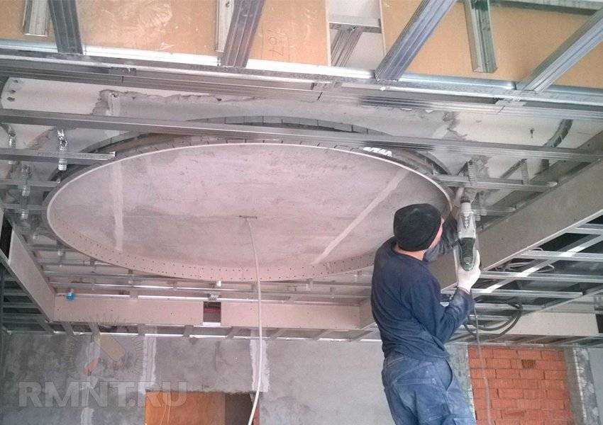 Установка гипсокартонного потолка с фееричной подсветкой