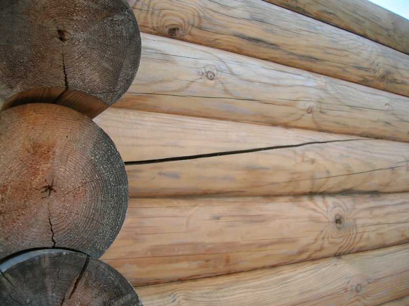 Как утеплить перекрытие деревянного дома: советы по утеплению