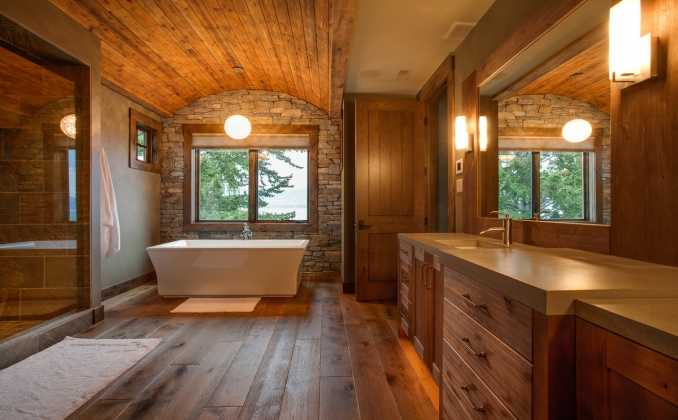 Ванная комната в деревянном доме – правильное обустройство + видео