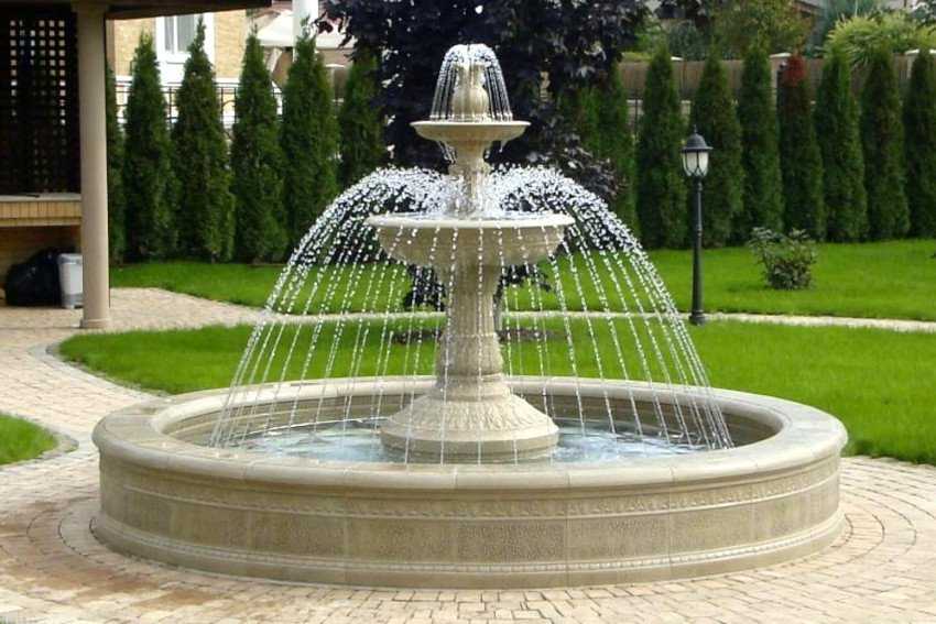 Декоративный фонтан для дачи
