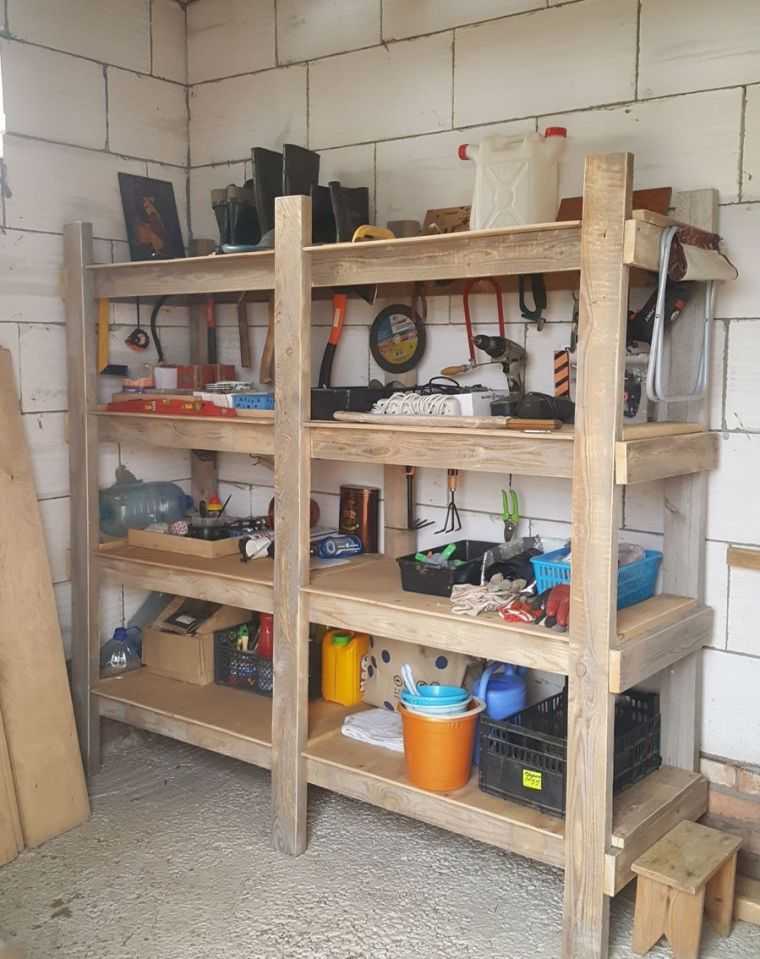 Деревянный стеллаж в гараж фото