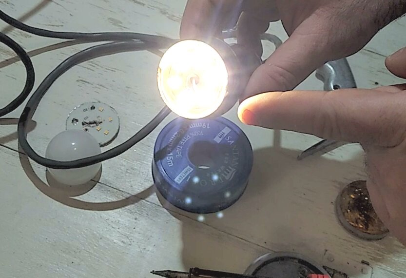 Как самостоятельно разобрать и отремонтировать светодиодную лампу на 220в