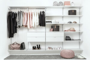 стеллажи для гардеробной